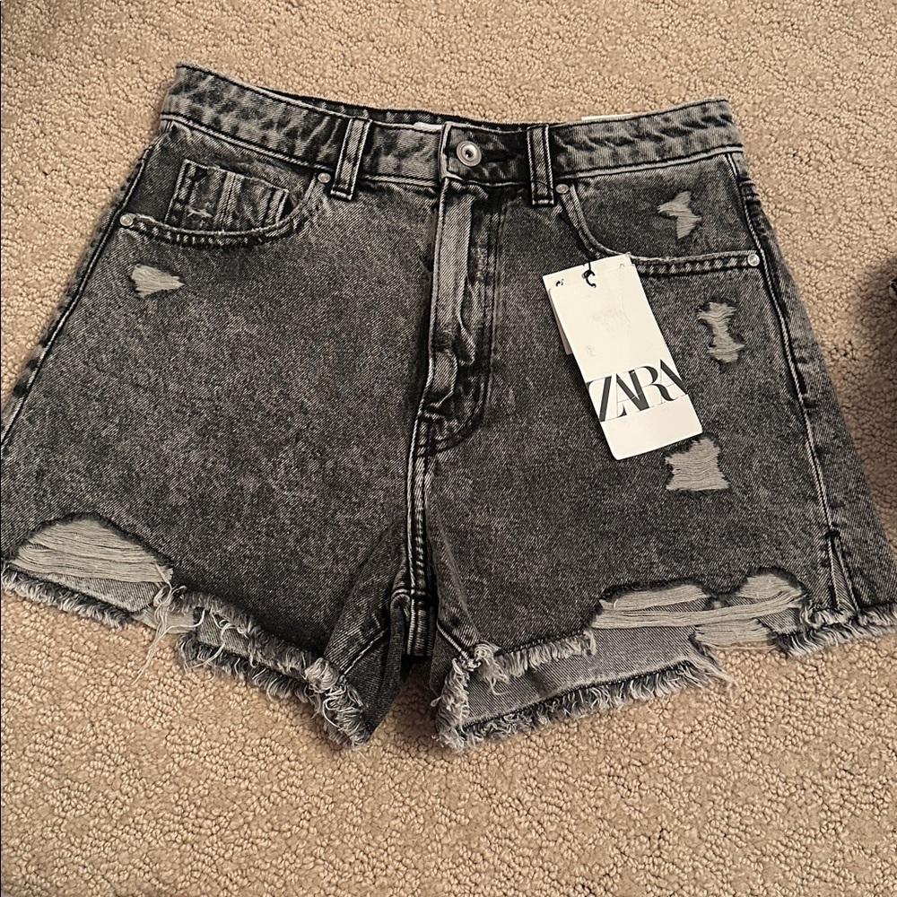 NEW Zara High Rise Jean Shorts